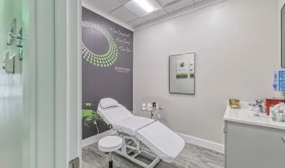 4Ever Young Anti Aging Solutions logo